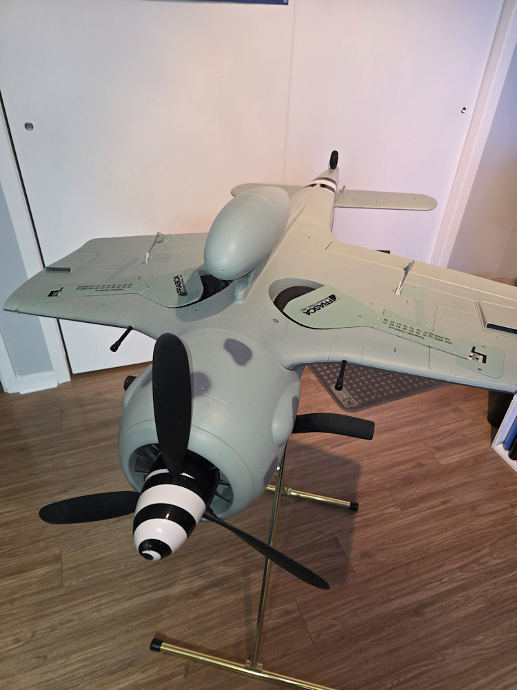 avion 4