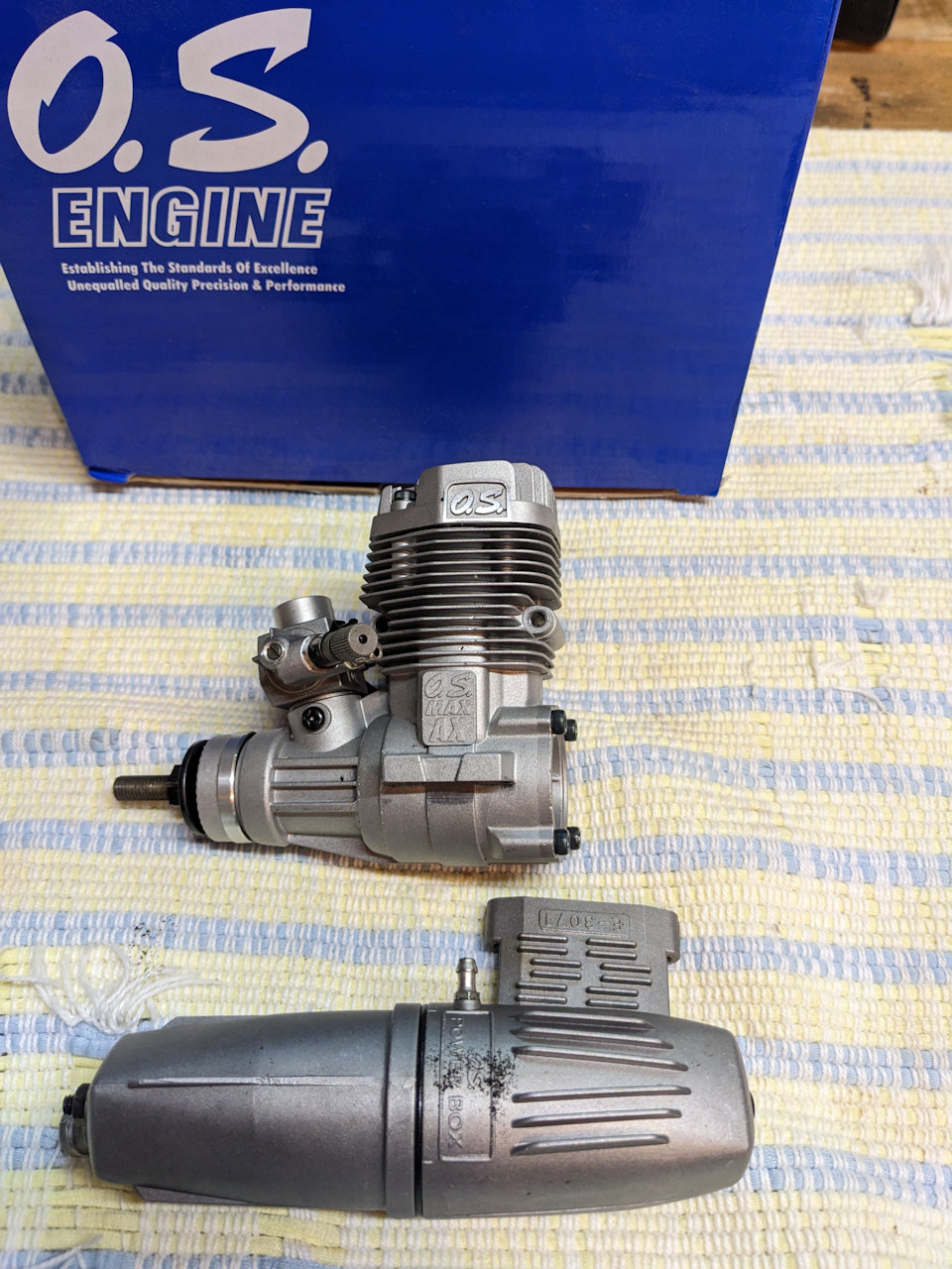 Photo 1 Moteur OS AX 55 